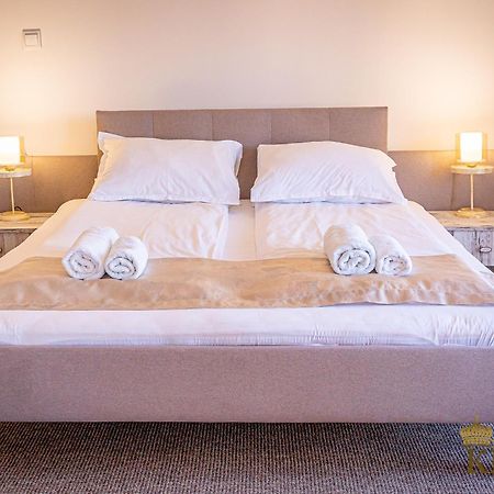 Hotel Kiev Veliko Turnovo Bagian luar foto