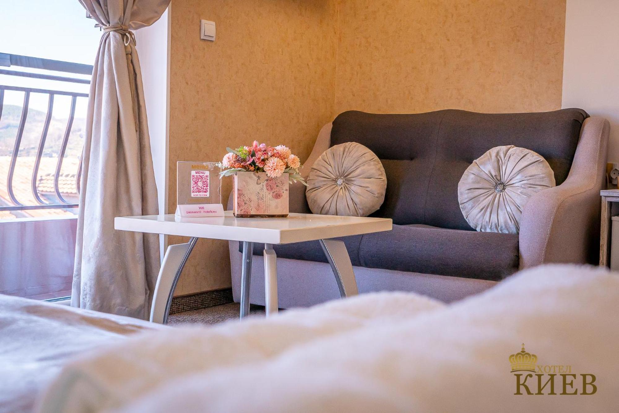 Hotel Kiev Veliko Turnovo Bagian luar foto