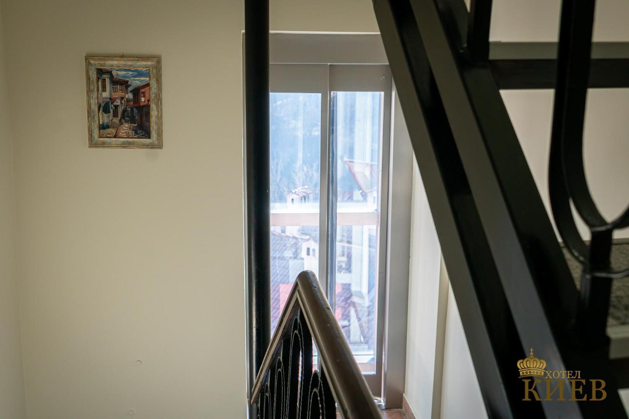 Hotel Kiev Veliko Turnovo Bagian luar foto