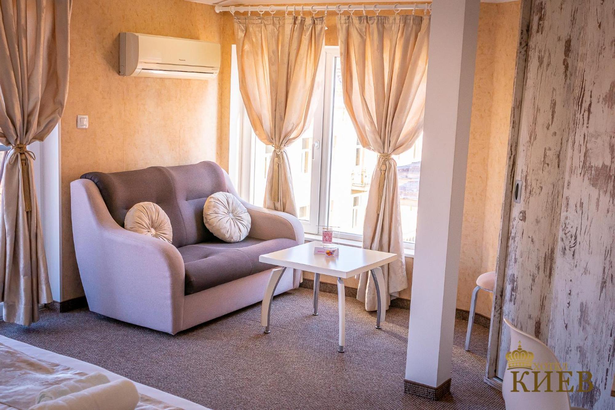 Hotel Kiev Veliko Turnovo Bagian luar foto