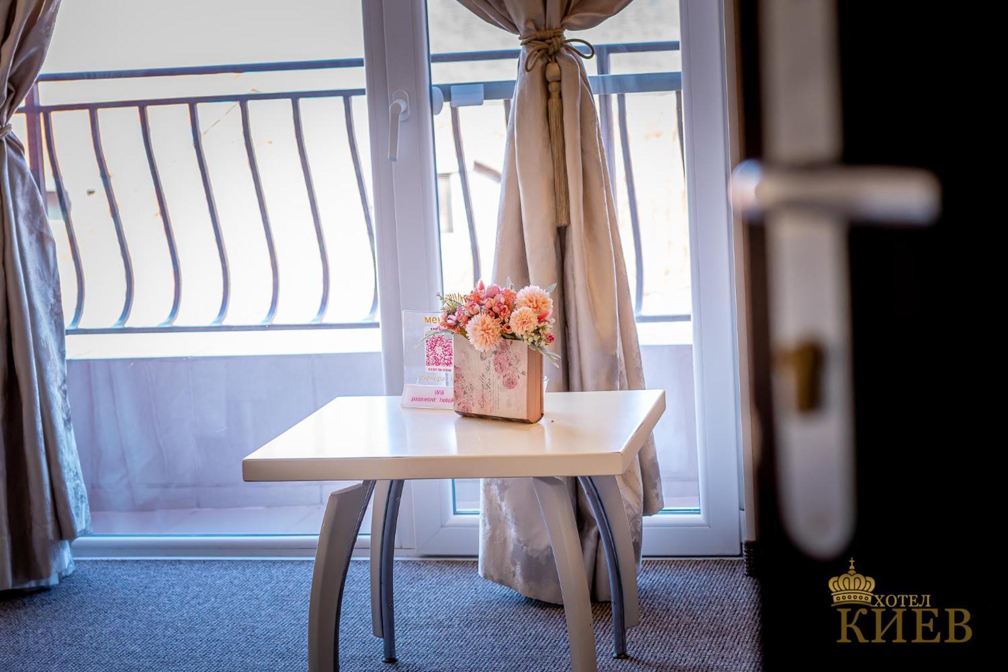 Hotel Kiev Veliko Turnovo Bagian luar foto